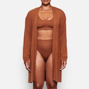 SKIMS Copper Brown Women's Robe